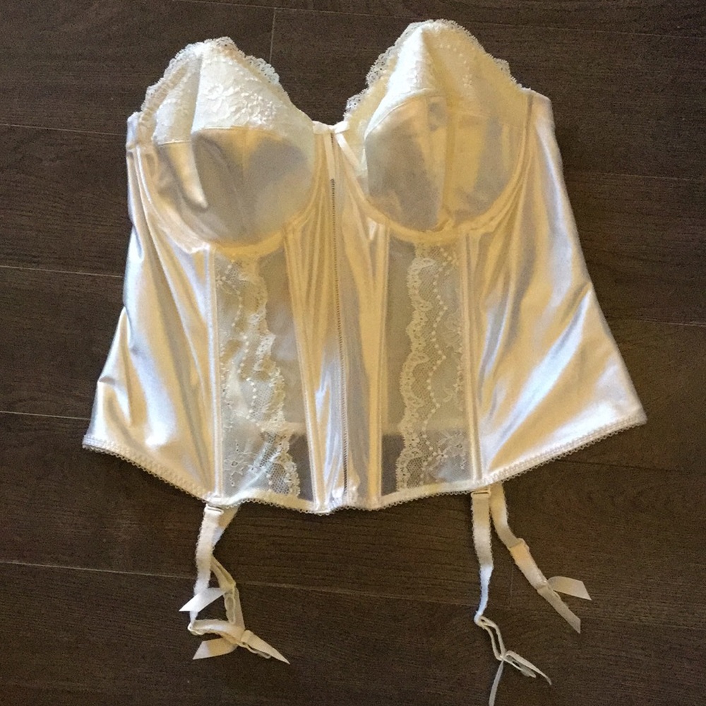 Elomi Bustier UK sizes